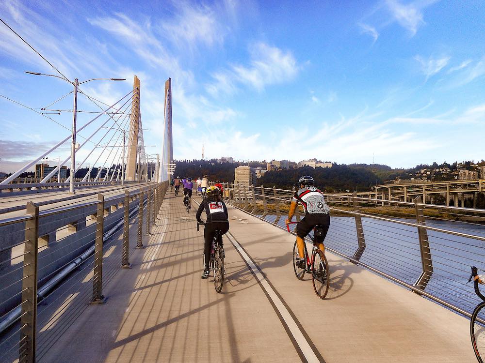 Tilikum Crossing bicycles Portland 1